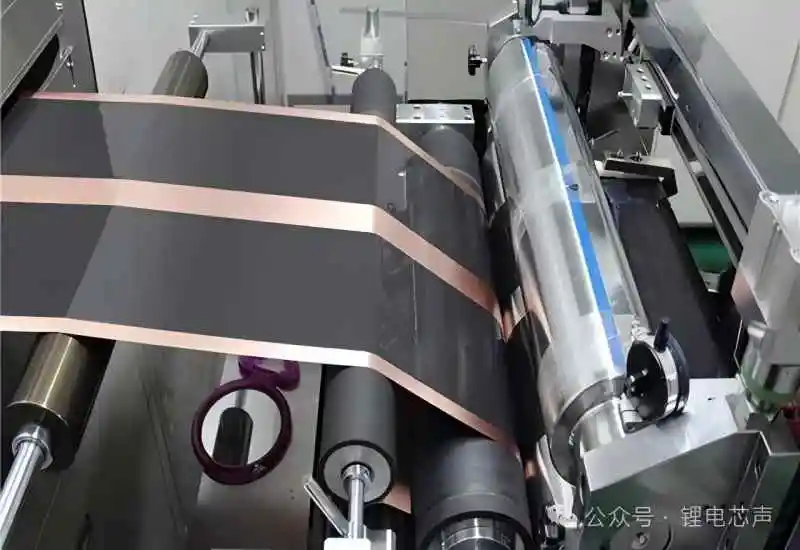 Lithium-ion battery electrode calendering process