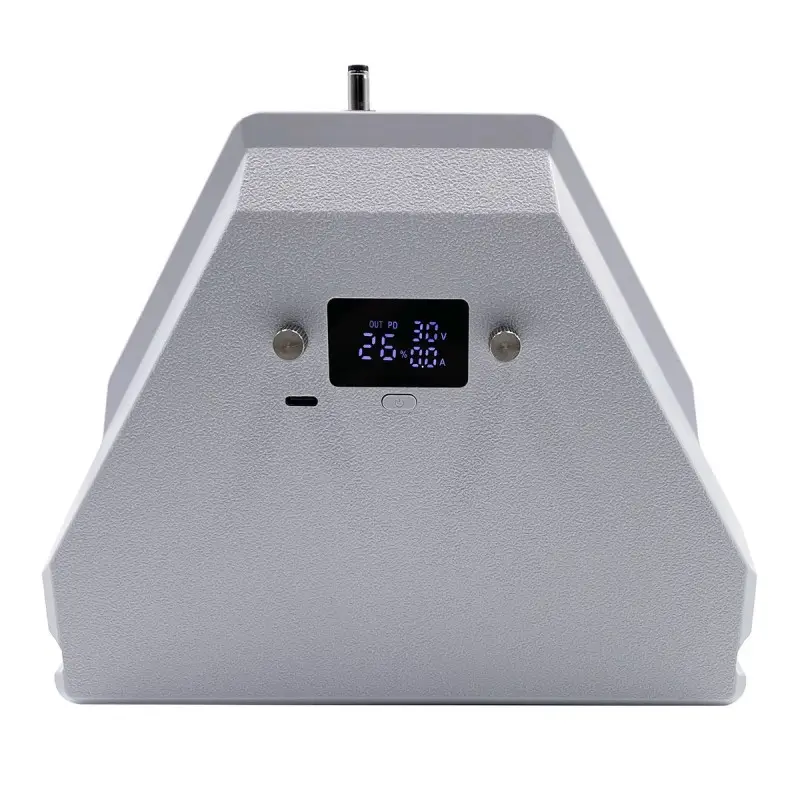 Compact all-in-one battery pack for Starlink Mini