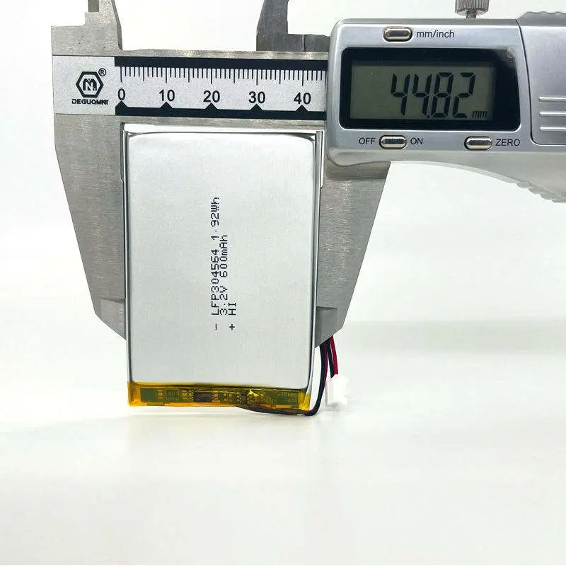 Slim 304564 LiFePO4 battery cell for toys and compact electronics